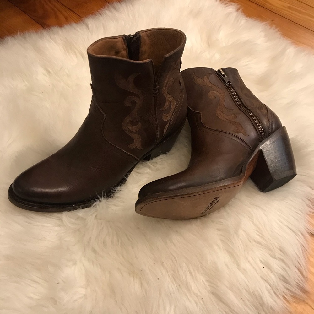 Lucchese Alondra Cowgirl Boots